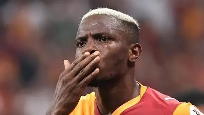 Okan Buruk'tan Victor Osimhen'e kaptanlık müjdesi! Galatasaray'da süpriz... 4 okan buruktan victor osimhene kaptanlik mujdesi galatasarayda supriz 2 uXlK3dG2