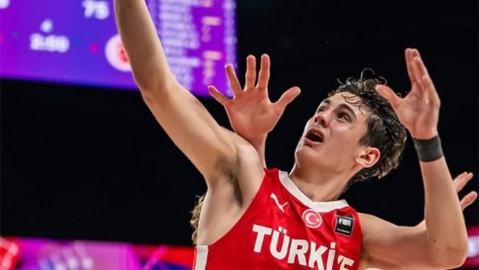 omer kutluayin eforu bu defa yetmedi ulusallar sirbistana maglup oldu demet sener ve ibrahim MPyWP35s