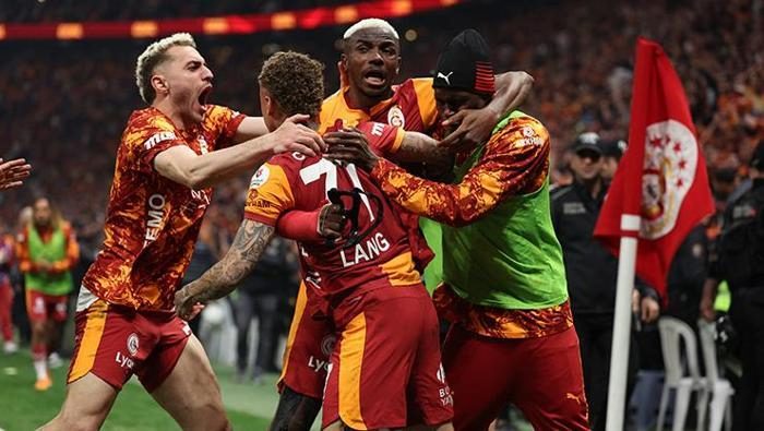 osimhenden okan buruka telefon transfer savlari sonrasi harekete gecti 2 434usvcD