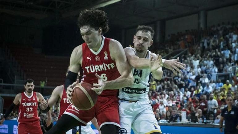 (ÖZET) 12 Dev Adam sürprize müsaade vermedi! Deplasmanda Bosna Hersek'i devirdi | Bosna Hersek - Türkiye maç sonucu: 75-82 6 ozet 12 dev adam surprize musaade vermedi deplasmanda bosna herseki devirdi bosna hersek ss4OtRJs