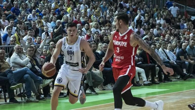 (ÖZET) 12 Dev Adam sürprize müsaade vermedi! Deplasmanda Bosna Hersek'i devirdi | Bosna Hersek - Türkiye maç sonucu: 75-82 2 ozet 12 dev adam surprize musaade vermedi deplasmanda bosna herseki devirdi bosna hersek vr553ElE