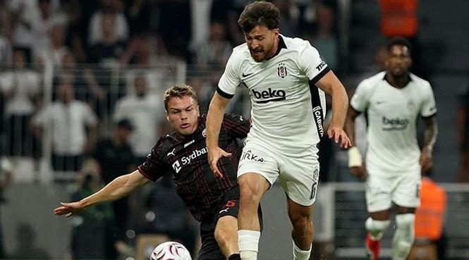 ÖZET I Kartal dönemi Avrupa'da galibiyetle açtı... Beşiktaş - Midtjylland maç sonucu 1-0 6 ozet i kartal donemi avrupada galibiyetle acti besiktas midtjylland mac sonucu 1 0 4 ypCP9hNs