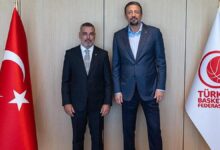 Özkan Arseven’den Türkiye Basketbol Federasyonu Başkanı Hidayet Türkoğlu’na Ziyaret 12 ozkan arsevenden turkiye basketbol federasyonu baskani hidayet turkogluna ziyaret ObgQaYL7
