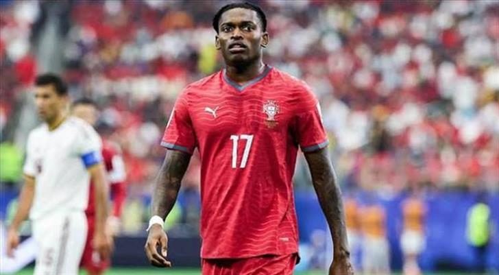 Rafael Leao'dan transfer açıklaması: "Hedeflerime odaklandım" 1 rafael leaodan transfer aciklamasi hedeflerime odaklandim JskV7F2R
