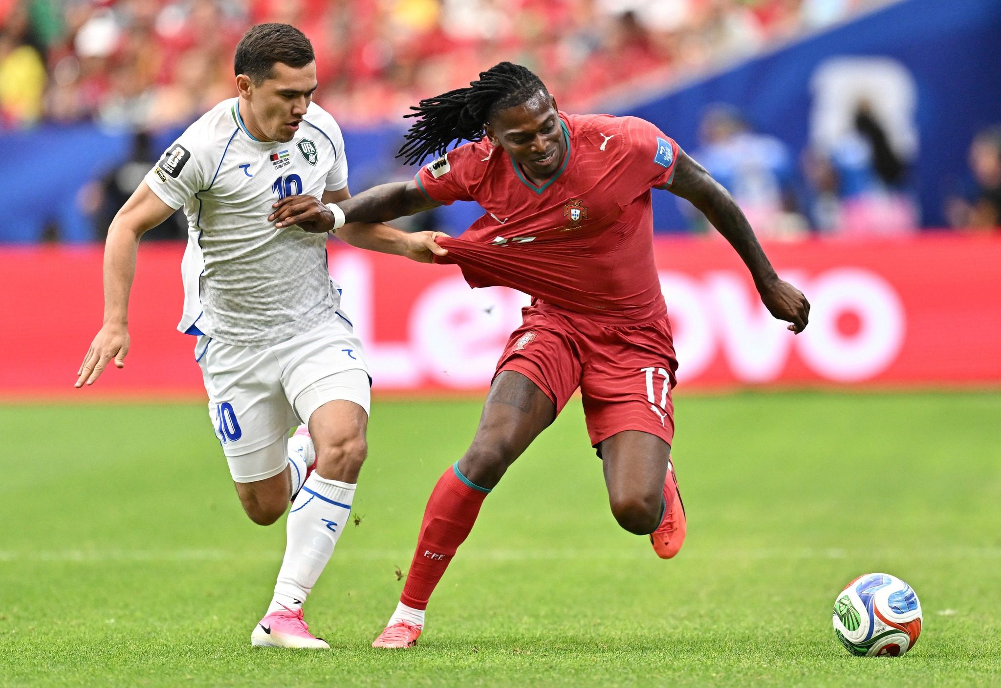 Rafael Leao'nun Galatasaray'a gelmesi için tek kaide muhakkak oldu! Milan Lideri... 4 rafael leaonun galatasaraya gelmesi icin tek kaide muhakkak oldu milan lideri 2 ST6scbXG