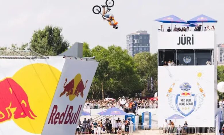 Red Bull Uçuş Günü'nde gençlik rüzgarı! Kadrolar muhakkak oldu 1 red bull ucus gununde genclik ruzgari kadrolar muhakkak oldu 3IyYXVQr