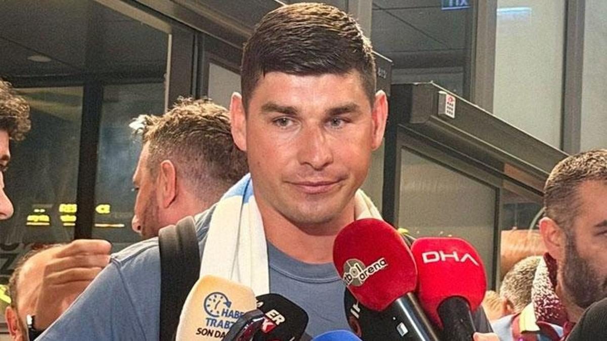 Ruslan Malinovskyi Trabzon'a geldi... 'Hocamız beni çok etkiledi' 8 ruslan malinovskyi trabzona geldi hocamiz beni cok etkiledi ZCZ9I6jN