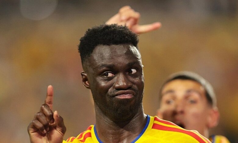 Sanchez'e dev talip 1 sancheze dev talip tvnw2b1Q