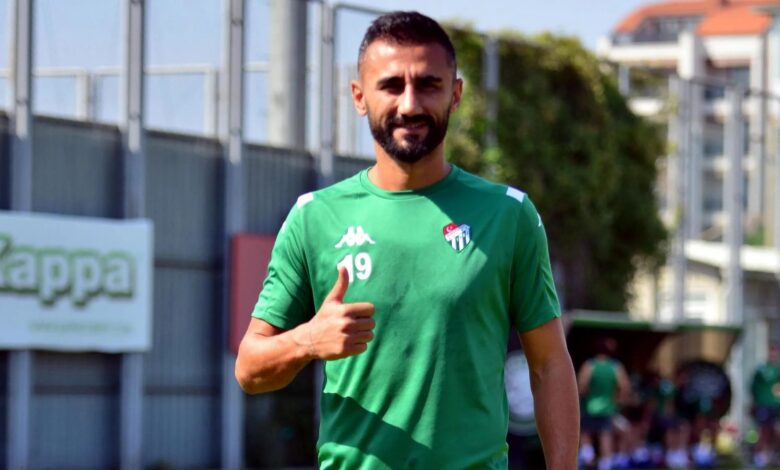 selcuk sahinden alkislanacak hareket 9G4RS8E1