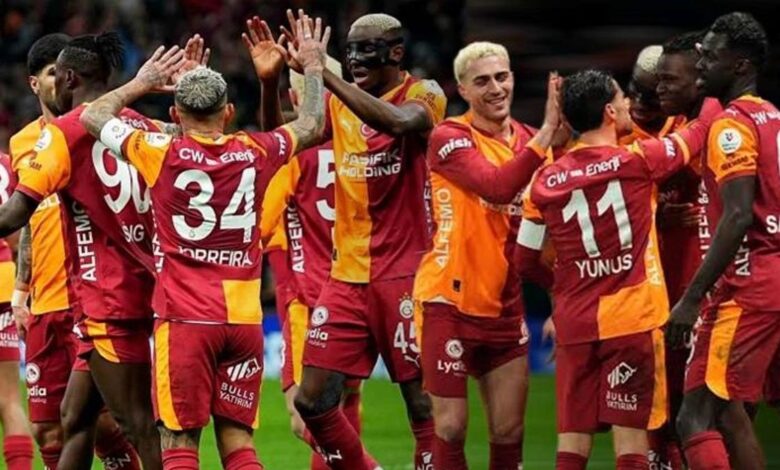 Singo, Galatasaray'ı ikiye böldü! Bir taraf 'bırak gitsin' diyor, bir taraf en 'bir kuruş inmeyin' diyor 1 singo galatasarayi ikiye boldu bir taraf birak gitsin diyor bir taraf en bir kurus bHj7AGt5
