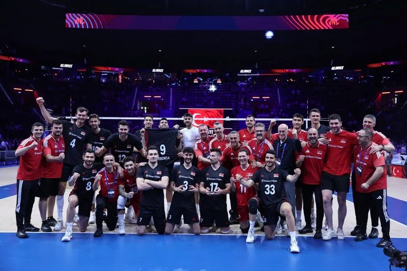 Sırbistan - Türkiye voleybol maçı ne vakit, saat kaçta? 2 sirbistan turkiye voleybol maci ne vakit saat kacta 0 HeSCeZ1X