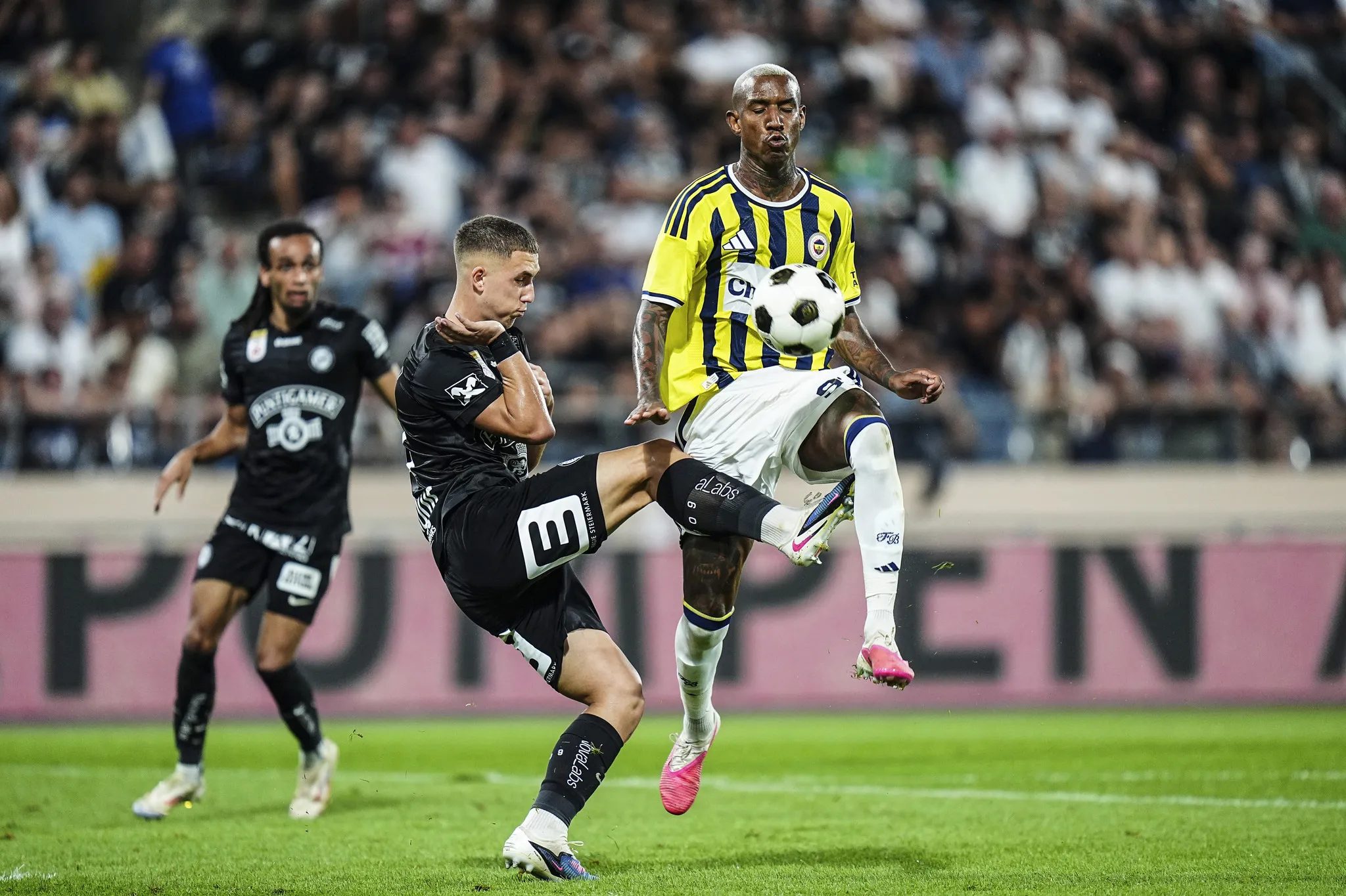 Spor müellifleri Sturm Graz-Fenerbahçe maçını yorumladı! 7 spor muellifleri sturm graz fenerbahce macini yorumladi 5 jegVqR84