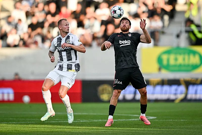 Spor müelliflerinden Hradec Kralove-Beşiktaş maçı yorumları: O bölgeye çok daha güzeli alınmalı! 6 spor muelliflerinden hradec kralove besiktas maci yorumlari o bolgeye cok daha guzeli alinmali 4 4YvP4uYL