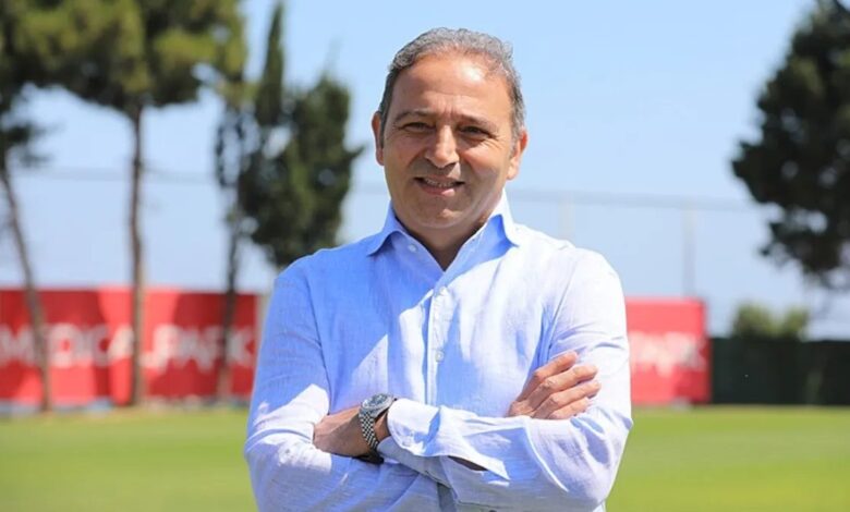 Stoper ve orta saha alacağız 4 stoper ve orta saha alacagiz RUViDpPy