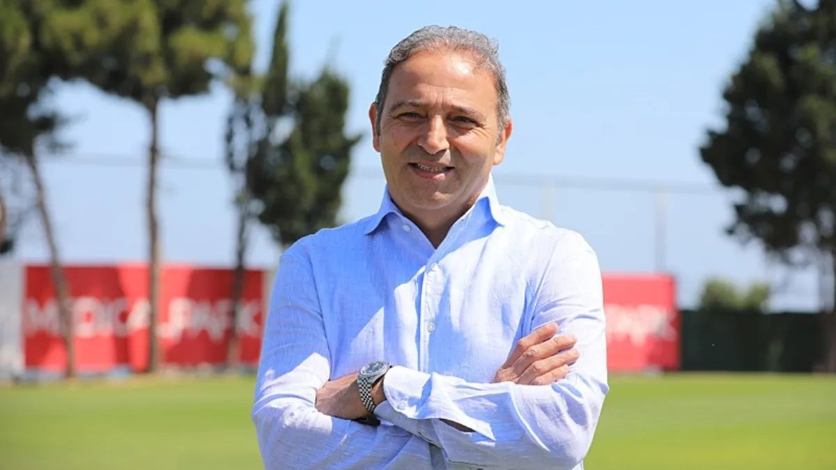 Stoper ve orta saha alacağız 10 stoper ve orta saha alacagiz RUViDpPy