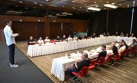 Süper Lig Akademi Direktörleri Toplantısı Riva'da Yapıldı 24 super lig akademi direktorleri toplantisi rivada yapildi 22 z2jBtCk9