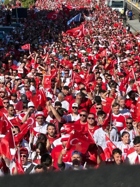 Taraftarlarımız Dünya Kupası Heyecanını San Francisco'da Beraber Yaşadı 2 taraftarlarimiz dunya kupasi heyecanini san franciscoda beraber yasadi 0 KeD6mjtC