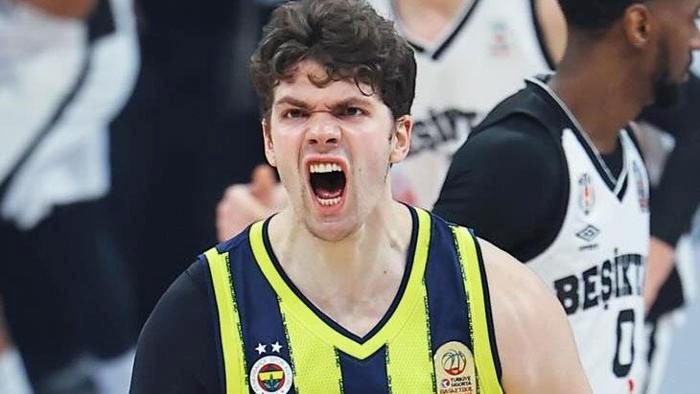 tarik biberovic nba yolcusu fenerbahce bekonun yildizi muahede sagladi 4 UJ5W4SBD
