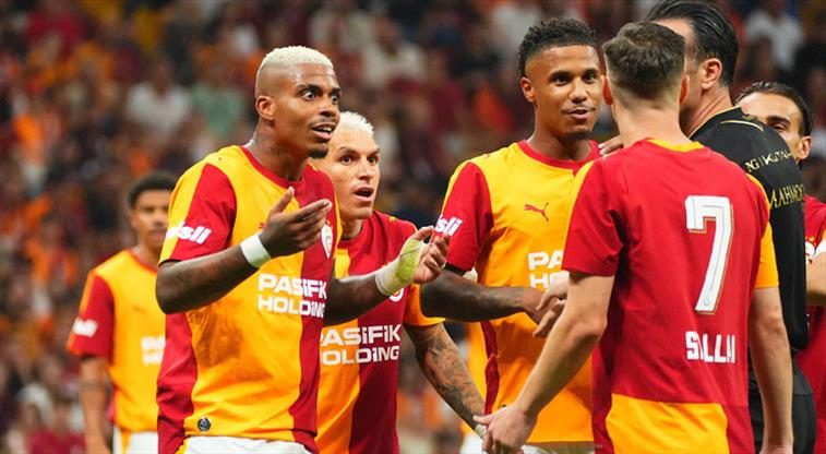 Teklif masada! Galatasaray'da sürpriz isimle yollar ayrılabilir 1 teklif masada galatasarayda surpriz isimle yollar ayrilabilir ES5kKC8d