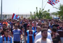 trabzonspor taraftarinin salah heyecani onun icin ceza yedim 3peuMr39