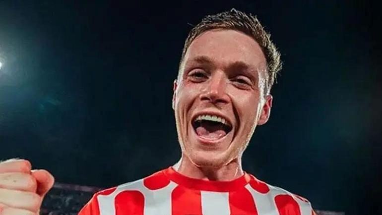 Trabzonspor'da sağ kanat operasyonu! 3 isim maksatta 3 trabzonsporda sag kanat operasyonu 3 isim maksatta 1 XV7hShIM