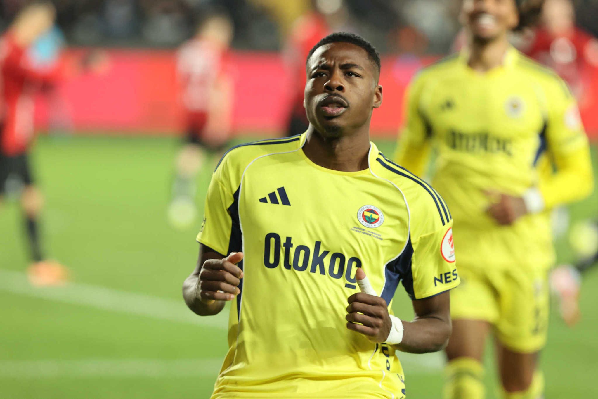 TRANSFER HABERİ: Fenerbahçe ve Başakşehir arasında sürpriz takas! Bertuğ Yıldırım'a karşılık... 7 transfer haberi fenerbahce ve basaksehir arasinda surpriz takas bertug yildirima karsilik 5 4BryqCvw