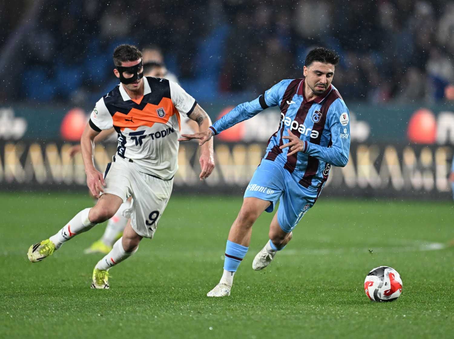 TRANSFER HABERİ: Fenerbahçe ve Başakşehir arasında sürpriz takas! Bertuğ Yıldırım'a karşılık... 8 transfer haberi fenerbahce ve basaksehir arasinda surpriz takas bertug yildirima karsilik 6 zvWGtdV9