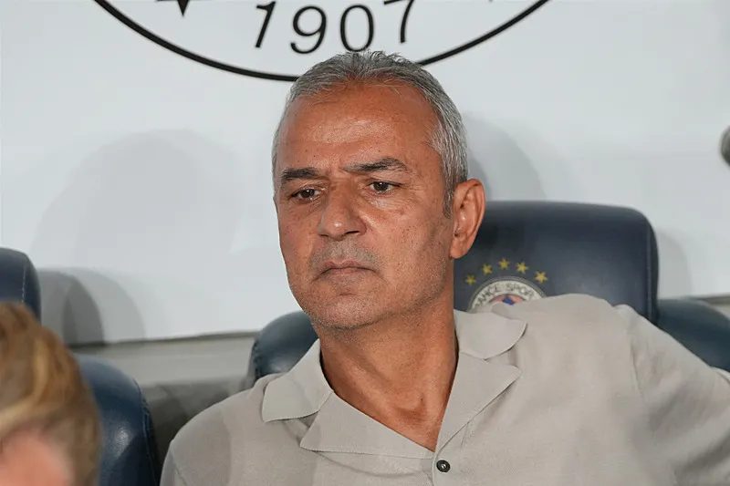 TRANSFER HABERİ: Fenerbahçe'de mecburi ayrılık! Yabancı kontenjanı sebebiyle veda ediyor 4 transfer haberi fenerbahcede mecburi ayrilik yabanci kontenjani sebebiyle veda ediyor 2 TeHctLDj