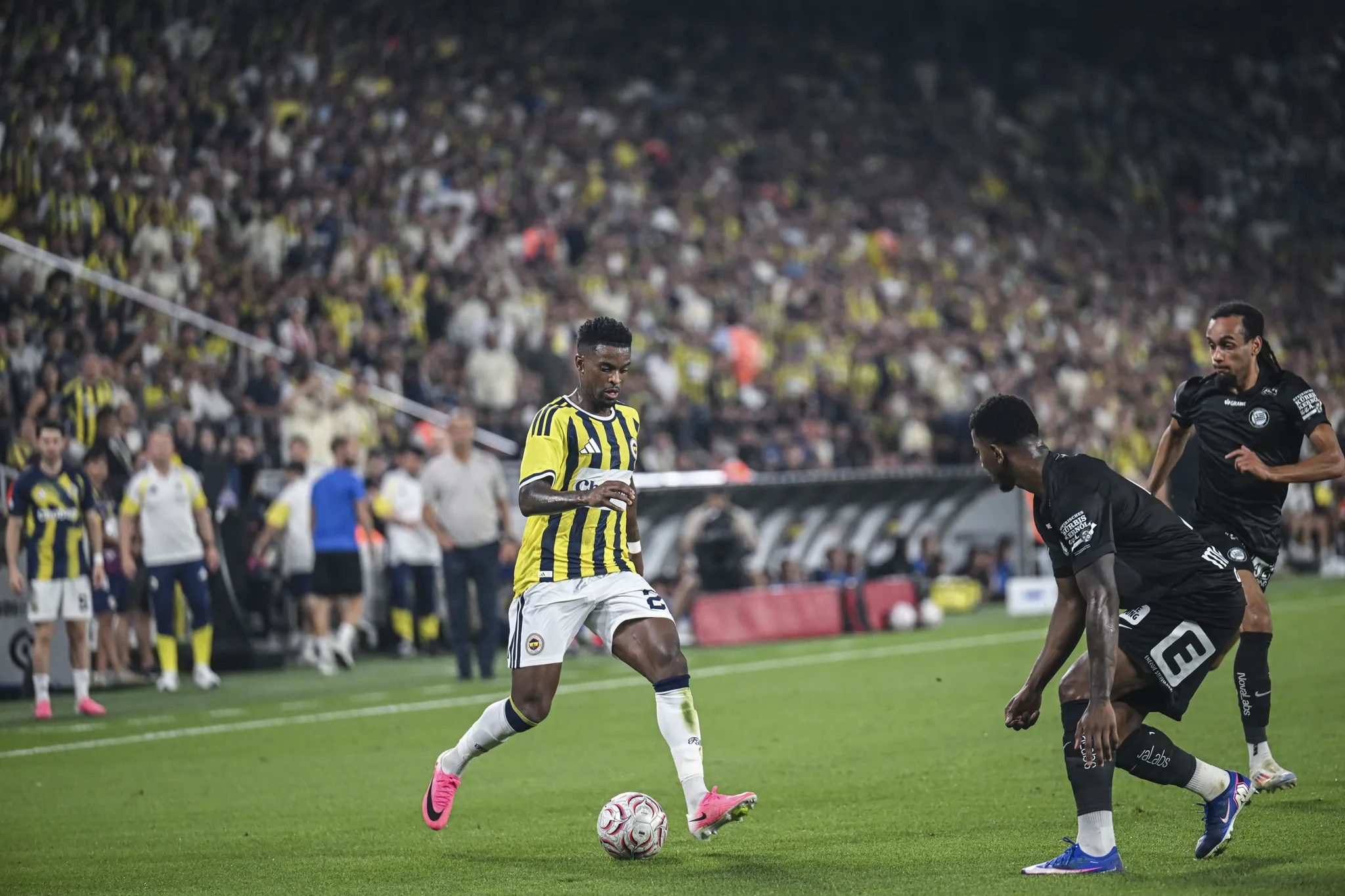 TRANSFER HABERİ: Fenerbahçe'de mecburi ayrılık! Yabancı kontenjanı sebebiyle veda ediyor 10 transfer haberi fenerbahcede mecburi ayrilik yabanci kontenjani sebebiyle veda ediyor 8 GQTPqChu