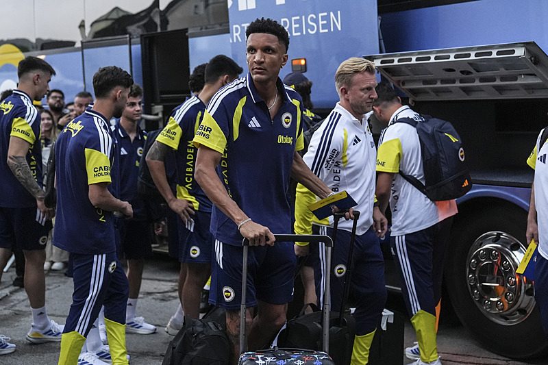 transfer haberi fenerbahcede sicak gelisme kontrat feshi icin gorusme talep etti 2 mgBZXUQ9