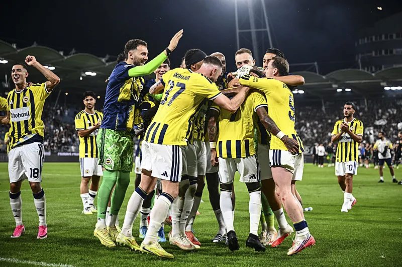 transfer haberi fenerbahceli yildizdan flas hamle ailesi istanbuldan ayrildi 4 NPzyOMJv
