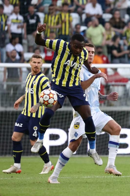 TRANSFER HABERİ: Fenerbahçe'nin eski yıldızı geri dönüyor! İsmail Kartal ile görüştü 7 transfer haberi fenerbahcenin eski yildizi geri donuyor ismail kartal ile gorustu 5 qe3uDwhP