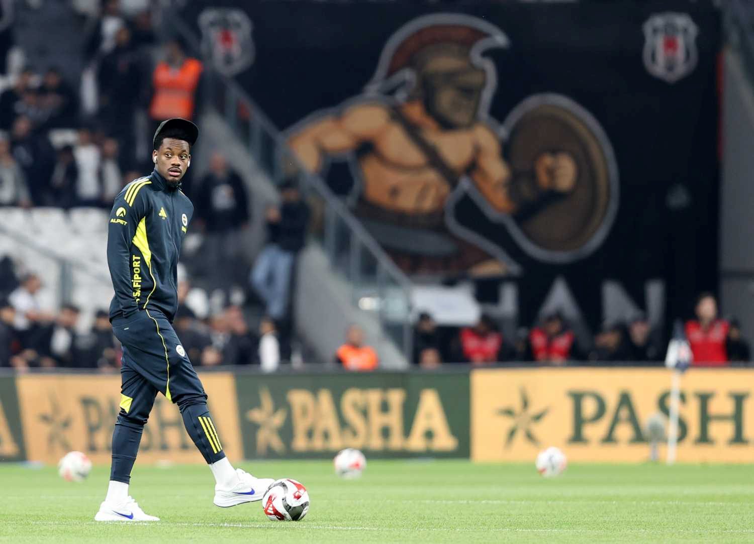 transfer haberi jhon durandan inanilmaz fedakarlik galatasaraya gelmek icin o denli bir sey yapti AhDn45hA