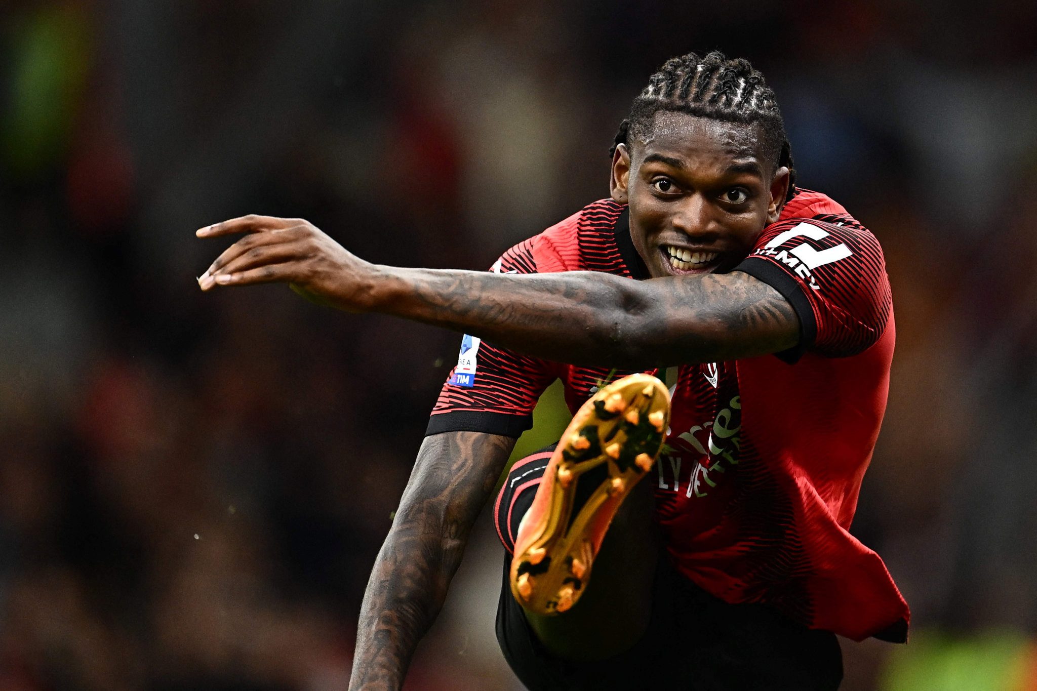 Treansferde son dakika! Rafael Leao'nun Fenerbahçe ve Galatasaray'dan istediği... 16 treansferde son dakika rafael leaonun fenerbahce ve galatasaraydan istedigi 14 NuXu2jh2