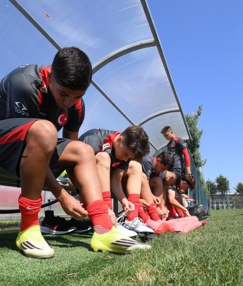 U15 Ulusal Grubumuzun Hazırlık Kampı İstanbul'da Başladı 4 u15 ulusal grubumuzun hazirlik kampi istanbulda basladi 2 yTJdSvAa