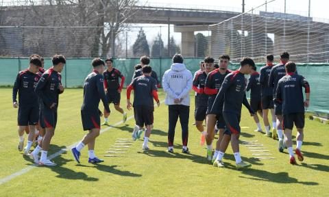 U17 Millî Takımımız, A Ligi 2. Tur Hazırlıklarına Sakarya'da Başladı 15 u17 mill takimimiz a ligi 2 tur hazirliklarina sakaryada basladi 13 uWKh2YO5