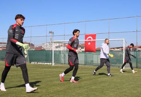 U17 Millî Takımımız, A Ligi 2. Tur Hazırlıklarına Sakarya'da Başladı 26 u17 mill takimimiz a ligi 2 tur hazirliklarina sakaryada basladi 24 QK9rjek4
