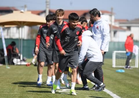 U17 Millî Takımımız, A Ligi 2. Tur Hazırlıklarına Sakarya'da Başladı 10 u17 mill takimimiz a ligi 2 tur hazirliklarina sakaryada basladi 8 3DYj8wVc