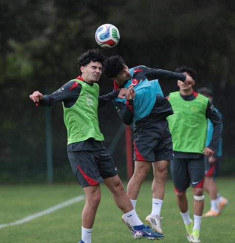 U19 Millî Takımımız, İtalya'da İlk Antrenmanını Gerçekleştirdi 12 u19 mill takimimiz italyada ilk antrenmanini gerceklestirdi 10 UQ8ZJp17