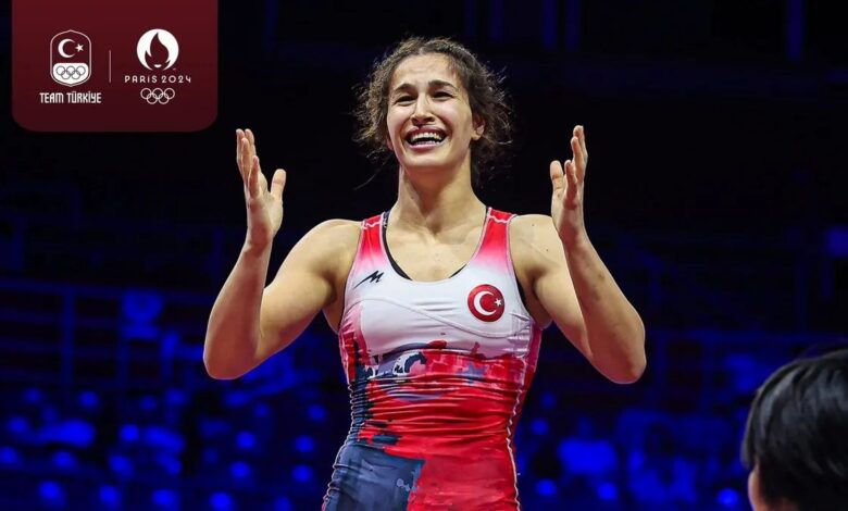 Ulusal güreşçi Buse Tosun Çavuşoğlu'dan bronz madalya! | PARİS 2024 1 ulusal guresci buse tosun cavusogludan bronz madalya paris 2024 FQwy9dWX