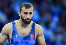 ulusal guresciler burhan akbudak ve evin demirhan yavuzdan paris olimpiyatlarina veda QUlybeMq