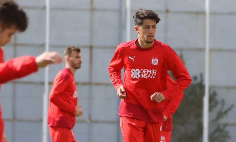 Vanspor Özkan Yiğiter ile anlaştı 1 vanspor ozkan yigiter ile anlasti vUS2i4DY