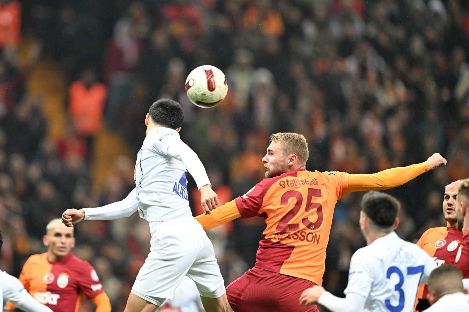 Victor Nelsson'a Çizme'den sürpriz talip! İşte Galatasaray'ın kararı 10 victor nelssona cizmeden surpriz talip iste galatasarayin karari 8 kHwK554R