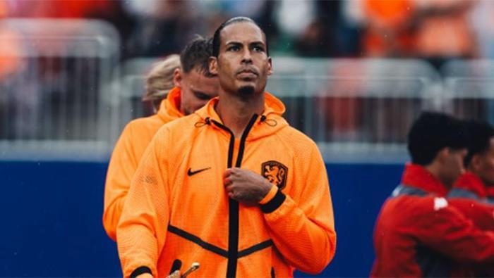 Virgil Van Dijk adım adım Süper Lig devine! Menajeri İstanbula'da geliyor: İstediği maaş... 7 virgil van dijk adim adim super lig devine menajeri istanbulada geliyor istedigi maas 5 GD18TIJi