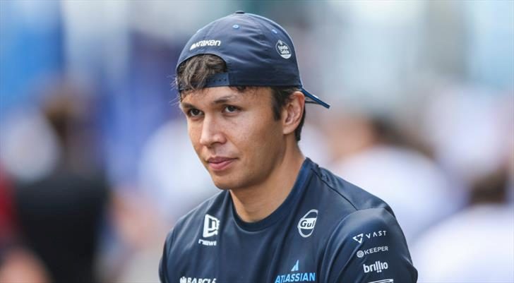 Williams'ın Alex Albon kararı açıklandı! 2027'de takımda kalacak mı? 1 williamsin alex albon karari aciklandi 2027de takimda kalacak mi QR35M7Cc