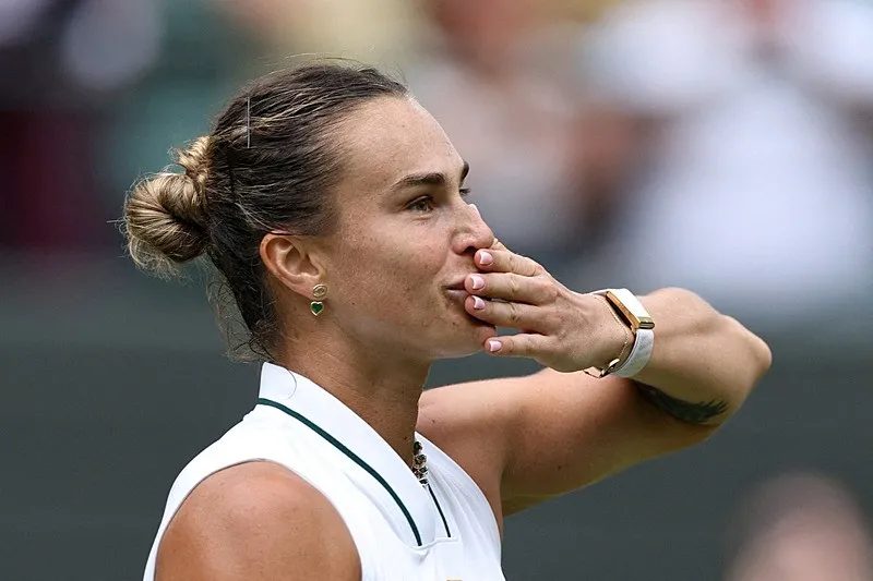 Wimbledon'da Aryna Sabalenka ve Jannik Sinner üçüncü cinse yükseldi 2 wimbledonda aryna sabalenka ve jannik sinner ucuncu cinse yukseldi 0 H11kMvju