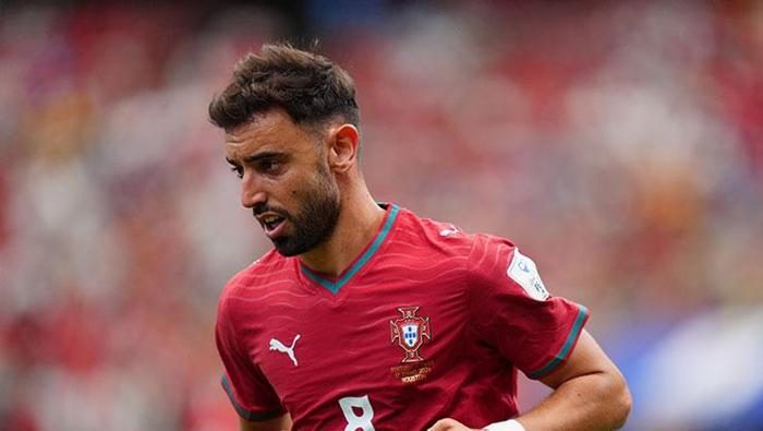 Yapılacak teklif belirli oldu! Galatasaray'dan Bruno Fernandes bombası, Dünya Kupası'ndan geliyor 3 yapilacak teklif belirli oldu galatasaraydan bruno fernandes bombasi dunya kupasindan geliyor 1 OEVEUhSe