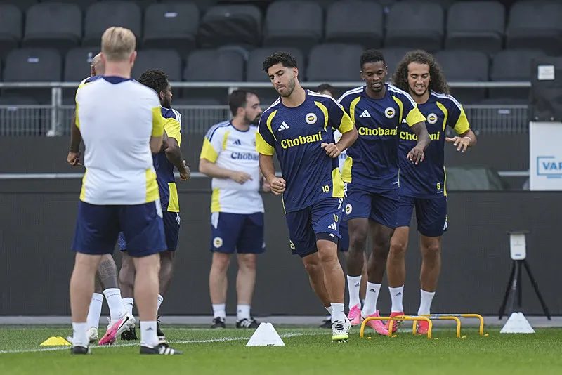Yıldız isim Fenerbahçe'de son maçına çıkıyor! Transferde sıcak gelişme 3 yildiz isim fenerbahcede son macina cikiyor transferde sicak gelisme 1 g2B3UAGa