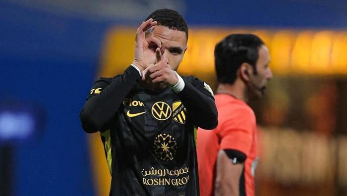 Youssef En-Nesyri'yi paylaşamıyorlar! Transferin beğenilen ismi oldu: Gideli daha 6 ay oldu 2 youssef en nesyriyi paylasamiyorlar transferin begenilen ismi oldu gideli daha 6 ay oldu 0 Pjfl7vqj