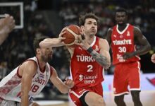 12 dev adam dbb harika kupa yari finalinde hirvatistana maglup wYpzK6PC